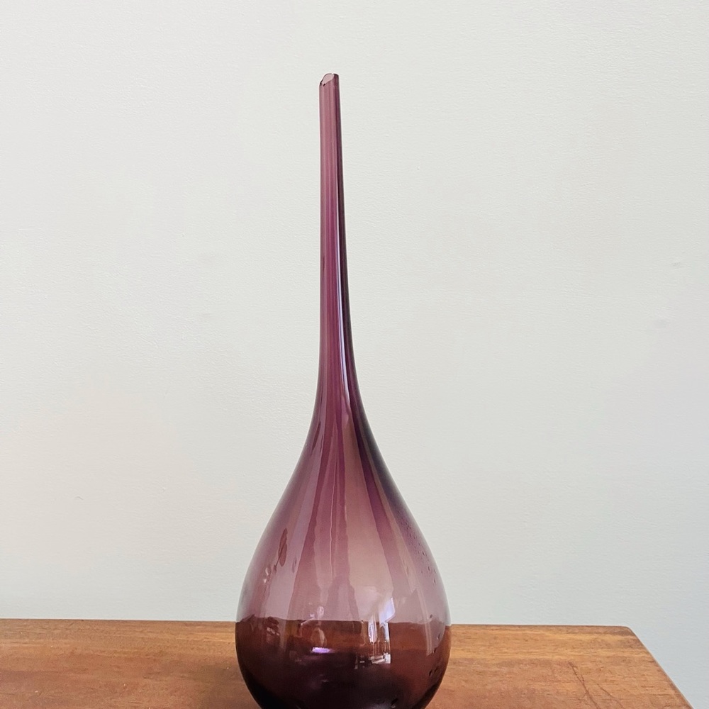 Vintage Stretch Neck Vase